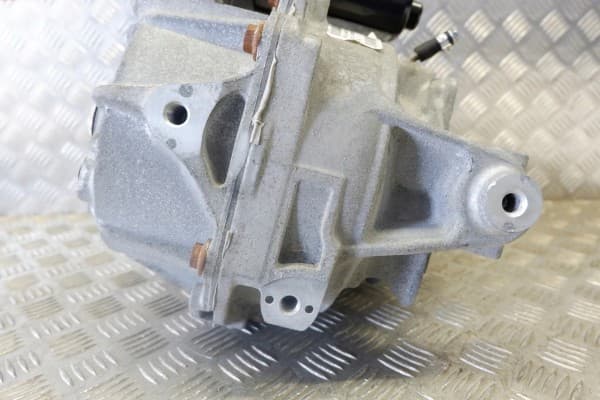 Reductor trasero Land Rover HPLA4A213HA 2017 usado 10