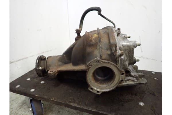 Diferencial Trasero Nissan 200SX S13 1.8i usado 7