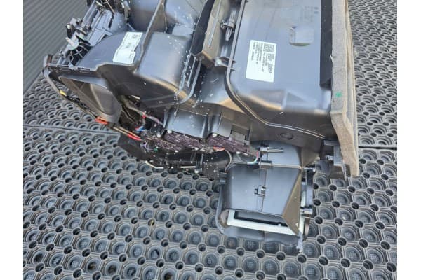 Calefactor Mini F65 F66 F67 5A3BFA5 nuevo 7
