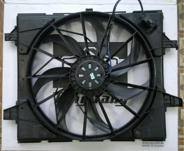 Ventilador para Jeep Grand Cherokee 11- 55037992AD nuevo