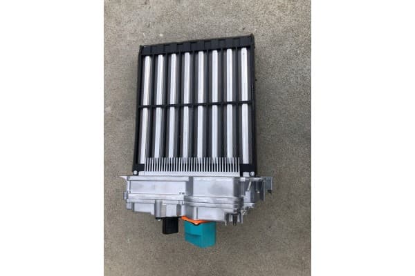 Calefactor Audi VW Skoda 85E819011B usado 2