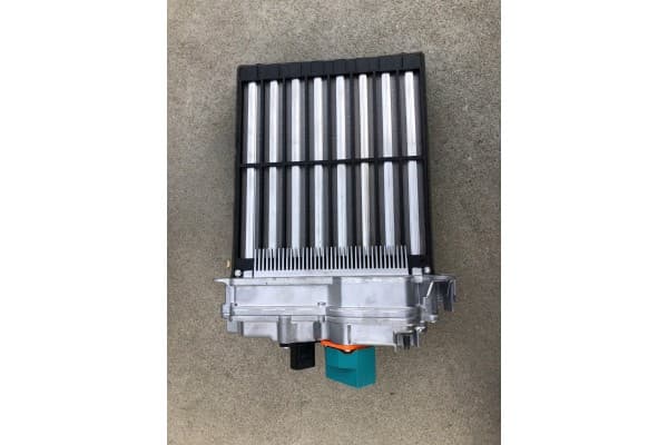 Calefactor Audi VW Skoda 85E819011C usado
