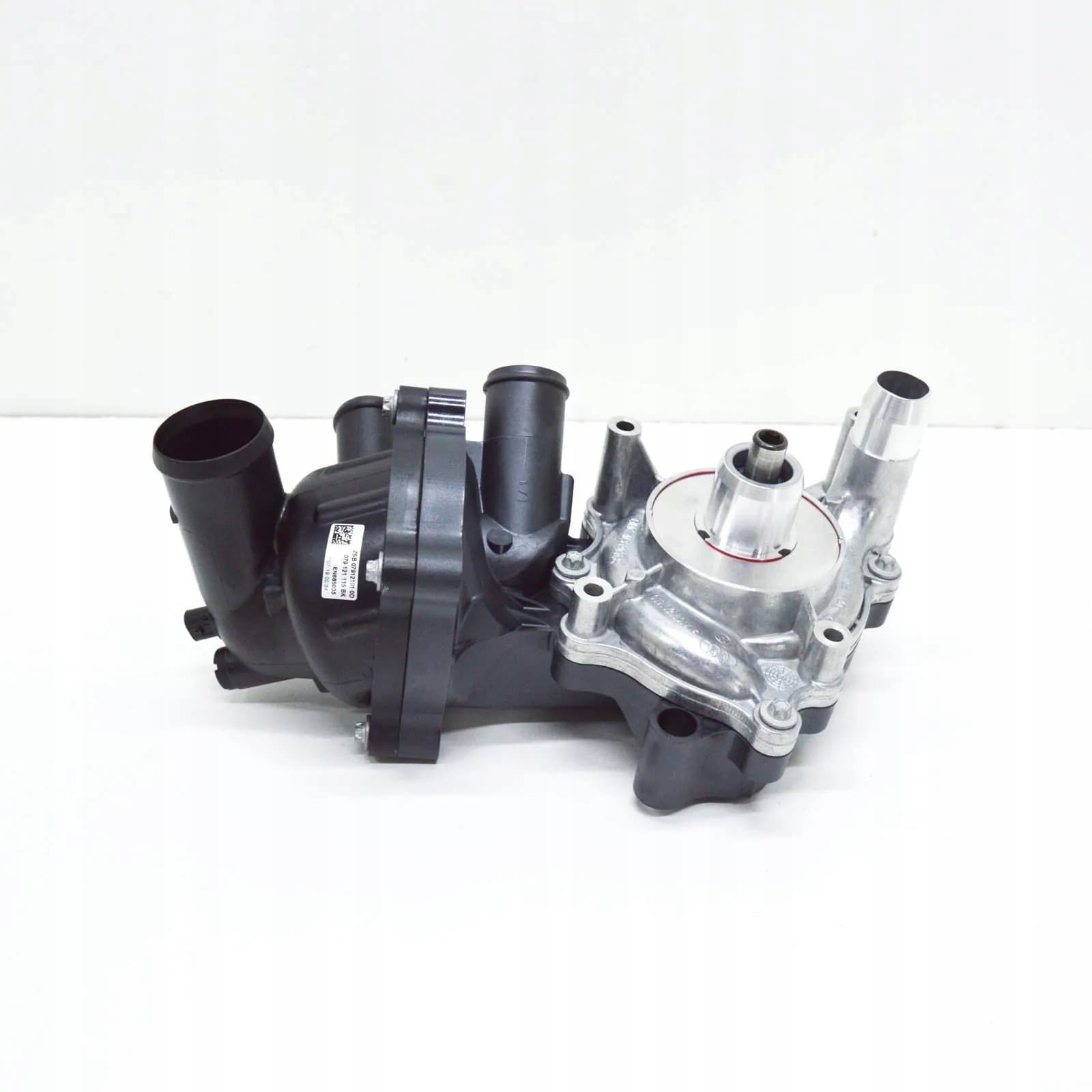 Bomba de Agua Volkswagen Touareg 7L 079121010D Original nuevo 2