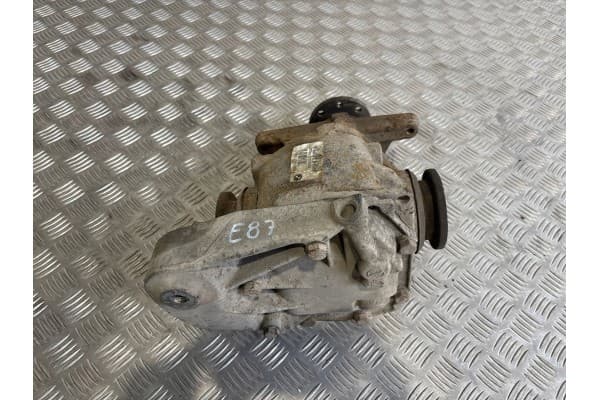 Diferencial trasero BMW 1 E81 E87 7556794 usado