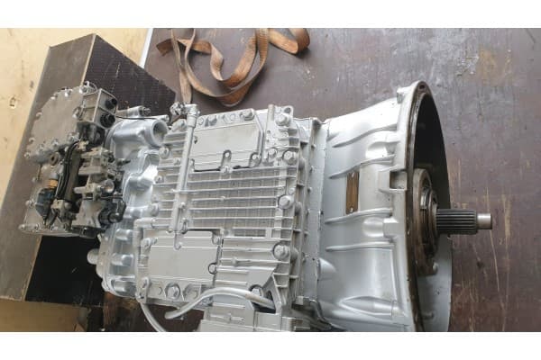 Caja de Cambios Volvo AT2512C con Retardador reacondicionado