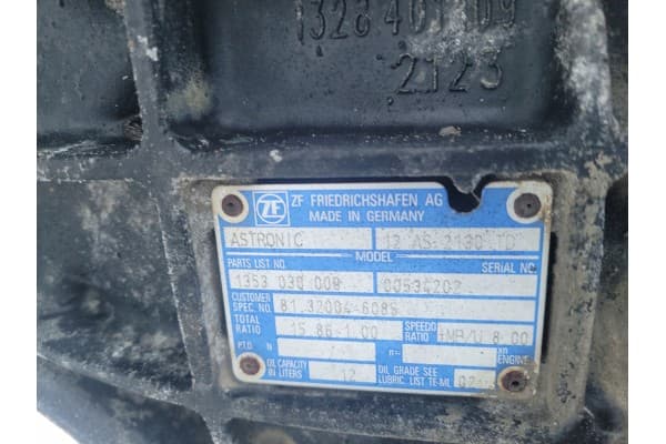 Transmisión ZF Man Astronic 12 AS 2130 usado 4