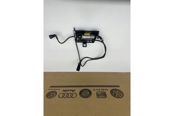Bomba de combustible Webasto VW 5QF201607 usado 8