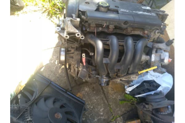 Motor Ford Fiesta IV Courier 1.25 16V usado