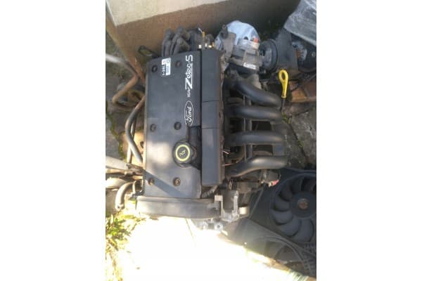 Motor Ford Fiesta IV Courier 1.25 16V usado 2