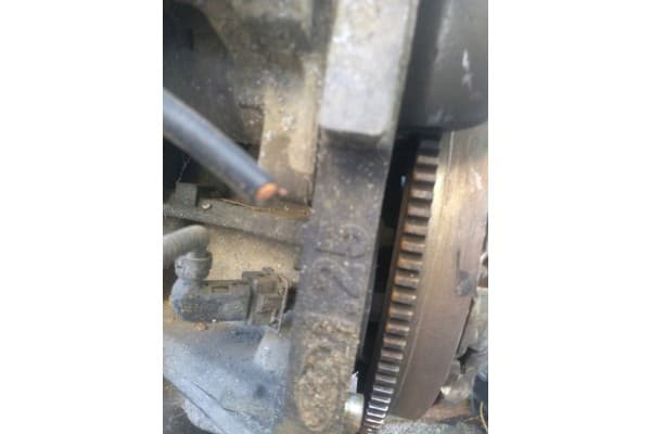 Motor Ford Fiesta IV Courier 1.25 16V usado 4