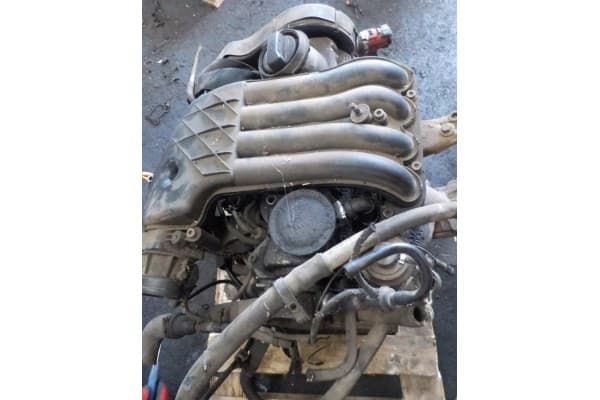 Motor 1.9 Sdi 80HBH usado 8