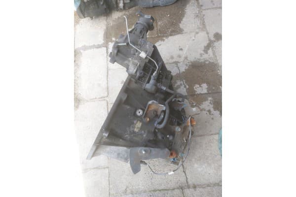 Caja de Cambios Nissan Qashqai J10 2.0 4x4 JG71 usado