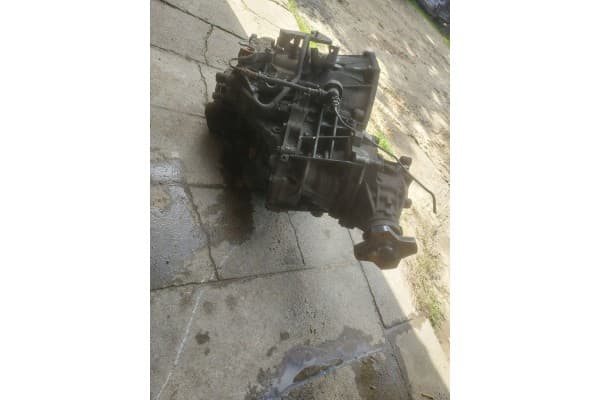 Caja de Cambios Nissan Qashqai J10 2.0 4x4 JG71 usado 3