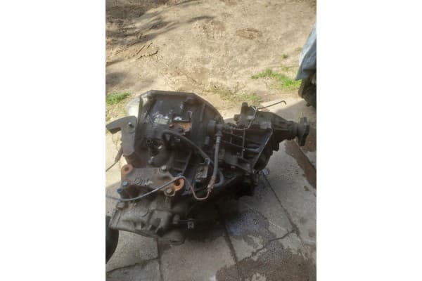 Caja de Cambios Nissan Qashqai J10 2.0 4x4 JG71 usado 5
