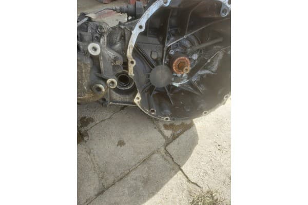 Caja de Cambios Nissan Qashqai J10 2.0 4x4 JG71 usado 6