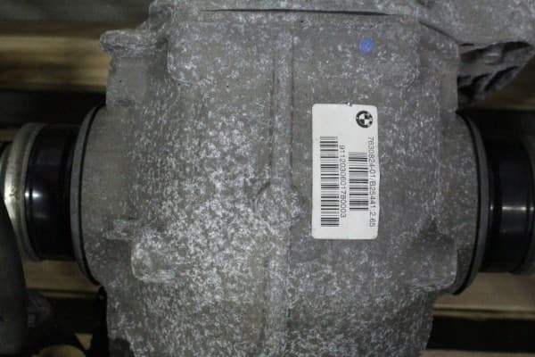 Diferencial trasero BMW F10 F11 7630824 2.65 usado