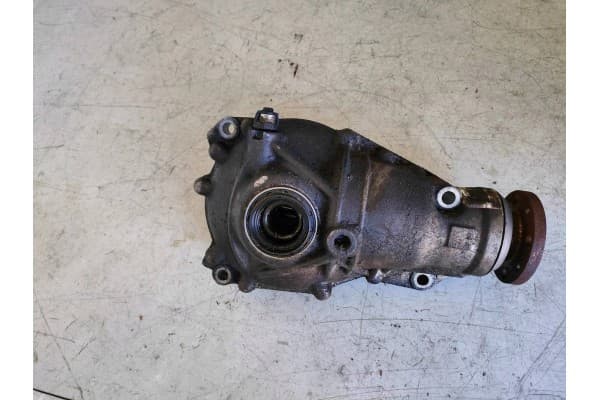 Puente delantero BMW F10 2.47 usado 2