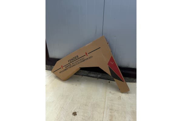 Guardabarros izquierdo Byd Seal U/Song Plus nuevo 3
