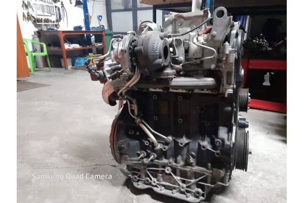 Motor 2.0 DCI Nissan Qashqai M9R 830 M9R 832 usado 3