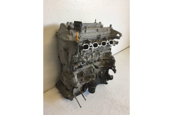 Bloque de motor Toyota Yaris Iii 1.5 Hybrid usado 3