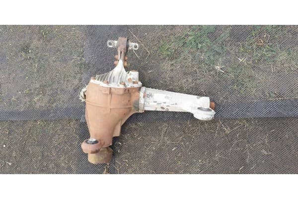 Puente delantero Jeep Cherokee WK 52111354AC usado