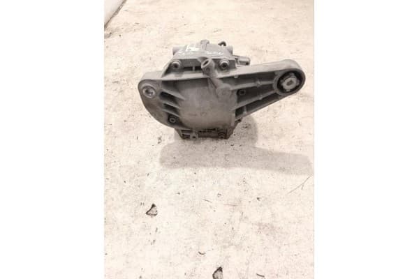 Diferencial trasero 9846369 BMW Serie 7 2021 usado 4