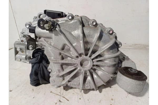 Reductor trasero Lexus NX (Z TZ215X001 2.5L 2024) usado 8
