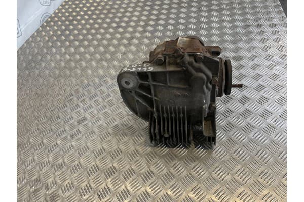 Diferencial delantero BMW Serie 5 E60 E61 usado 2