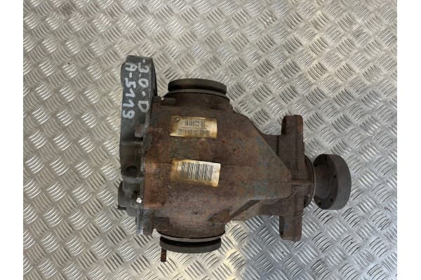 Diferencial delantero BMW Serie 5 E60 E61 usado 3