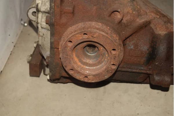 Diferencial trasero BMW Serie 3 E46 7526153 usado 4