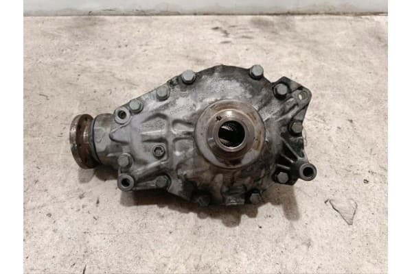 Diferencial delantero 8679973 BMW Serie 7 2021 usado 3