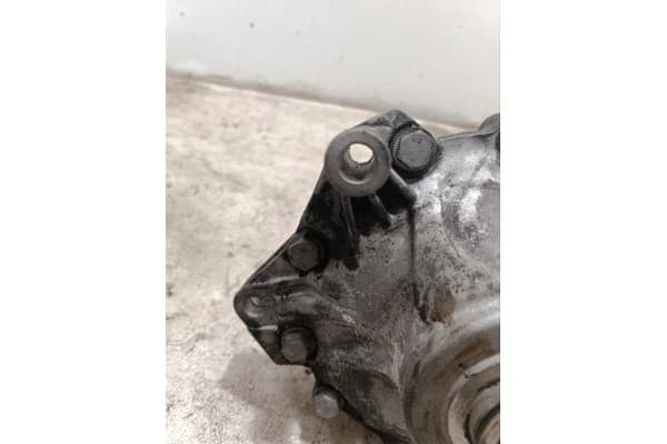 Diferencial delantero 8679973 BMW Serie 7 2021 usado 10