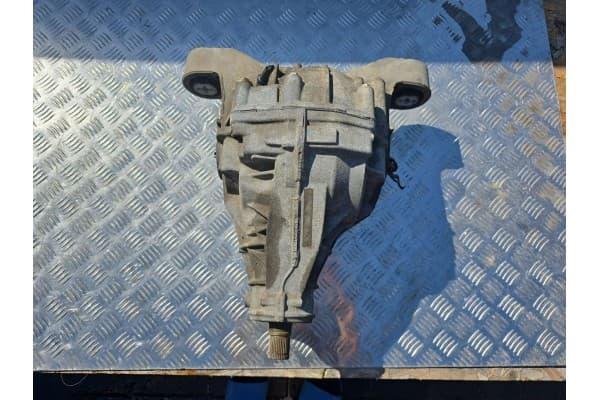 Diferencial trasero Audi Q7 4L 4460310092 usado