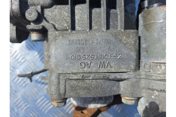 Diferencial trasero Skoda Kodiaq 0BR525010S usado 3