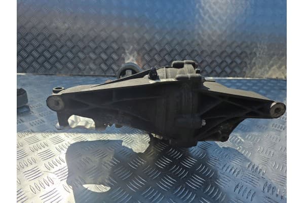 Diferencial trasero Audi A4 S4 B9 0DB500043H usado 9