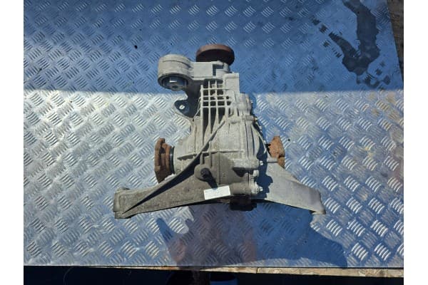 Diferencial trasero Audi A4 S4 B9 0DB500043C usado