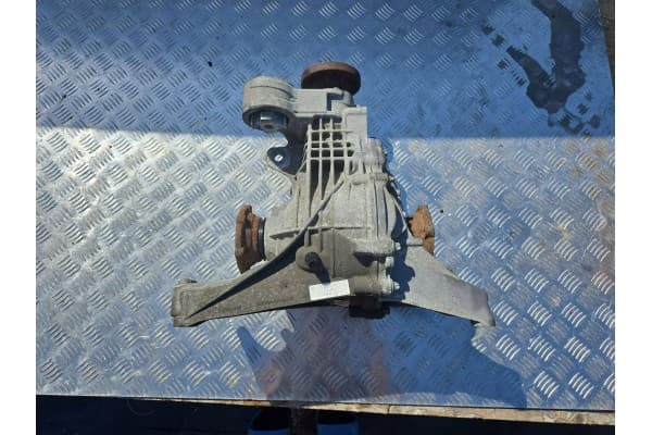 Diferencial trasero Audi A4 S4 B9 0DB500043C usado 2