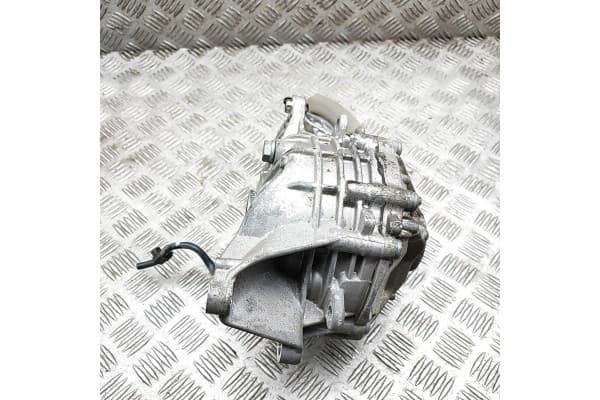 Panel frontal Alfa Romeo Stelvio (949) (2016- ) usado 2