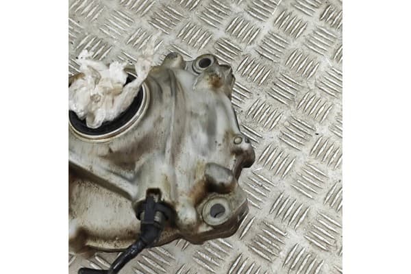 Panel delantero BMW Serie 3 (F30, F80) (2011-2019) usado 4