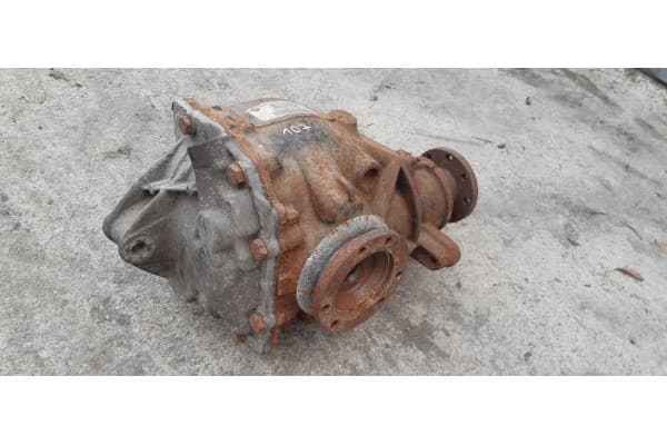 Diferencial trasero grande 3.07 BMW E46 330xi usado 2