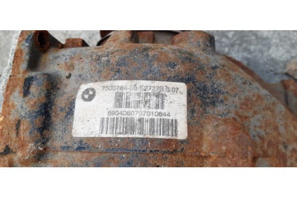 Diferencial trasero grande 3.07 BMW E46 330xi usado 6