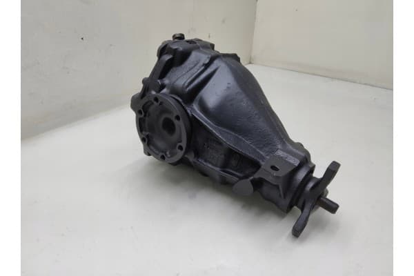 Diferencial Mercedes W124 R1243513008 usado 2