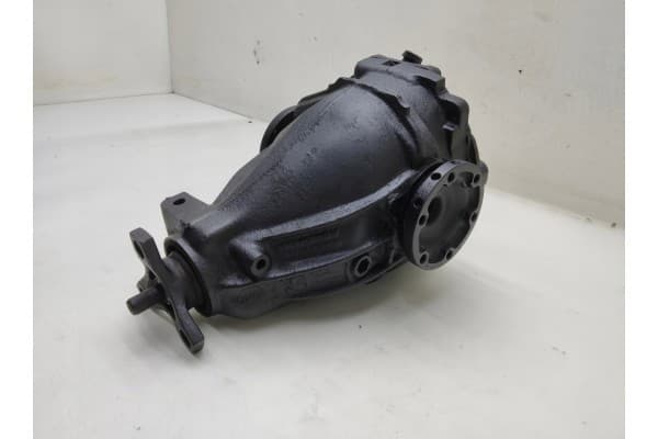 Diferencial Mercedes W124 R1243513008 usado 3