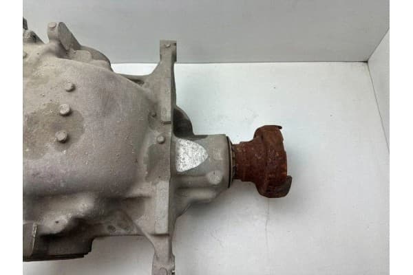 Reductor trasero Ford 3L31 2.3L gasolina 2015 usado 8