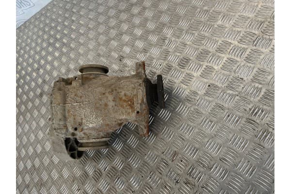 Diferencial trasero BMW 1 E81 E87 7556794 usado 6