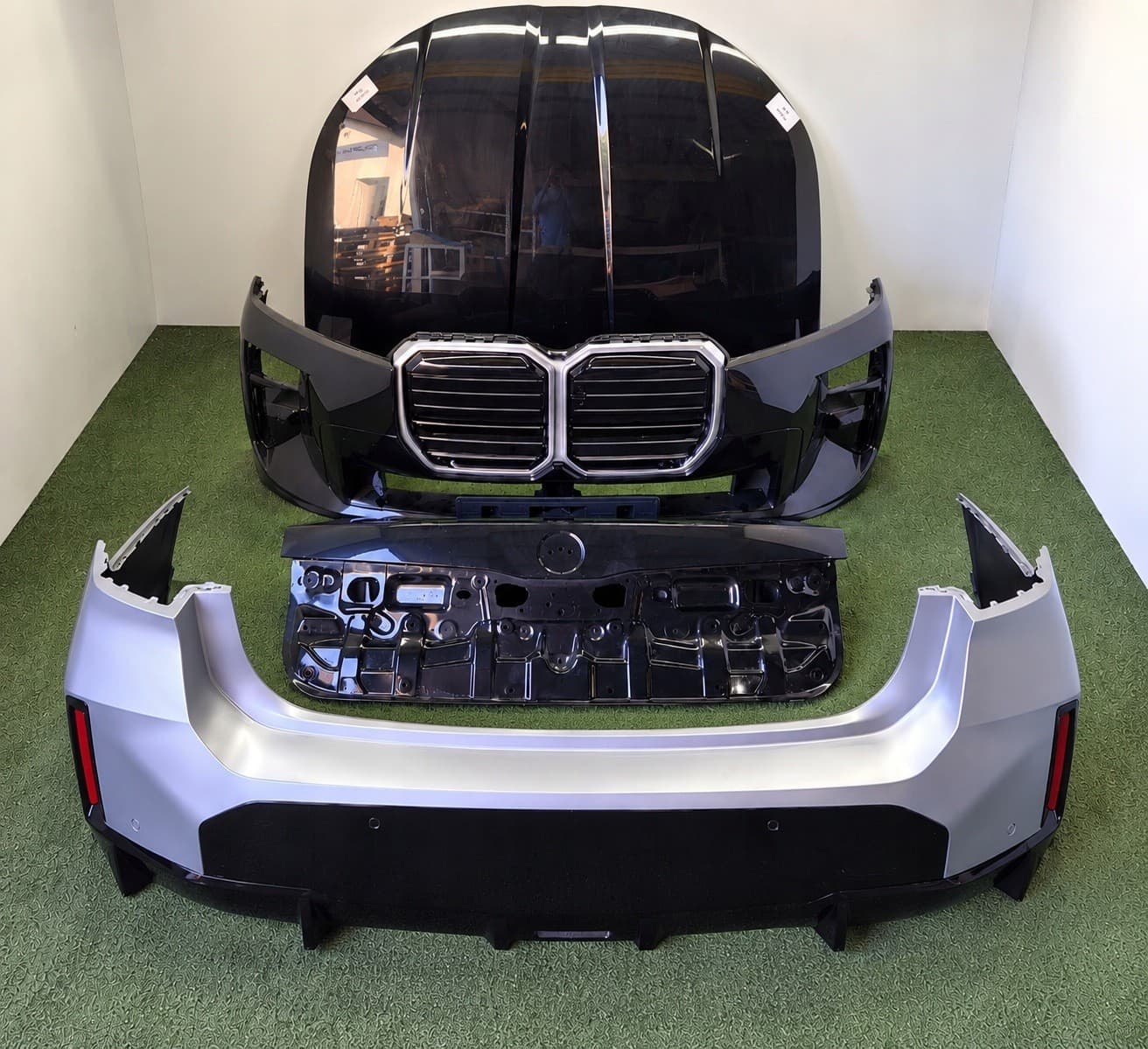 Parachoques delantero BMW G70 Lci nuevo