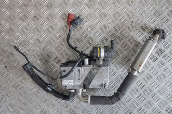 Escape Webasto Audi A8 4H0 4H0265081J usado