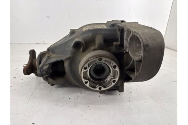 Diferencial trasero BMW X1 E84 2014 7611129 usado 3
