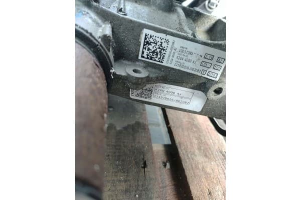 Puente Trasero Ford Escape 2020- K2GW4000AJ Usa usado 4