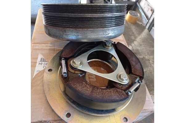 Porta Embrague Vector 1350 Carrier Maxima usado